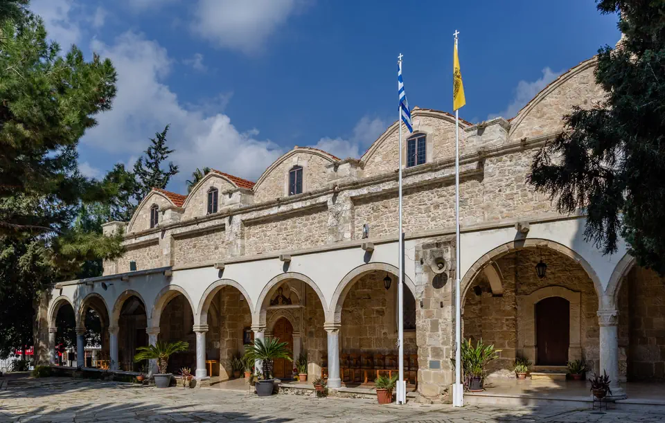 כנסיית כריסופוליטיסה בלרנקה